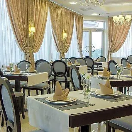 Alarus Luxe & Restaurant 4* オデッサ