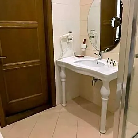 Alarus Luxe & Restaurant 4*