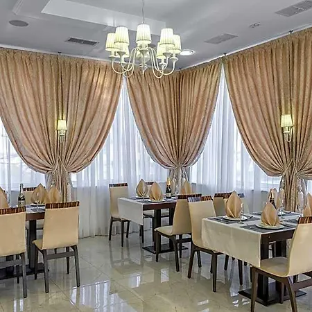 Alarus Luxe & Restaurant 4* אודסה