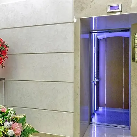 Alarus Luxe & Restaurant 4*