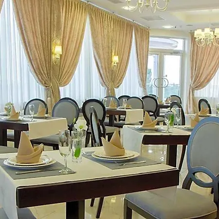 Alarus Luxe & Restaurant