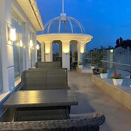 מלון Alarus Luxe & Restaurant אודסה