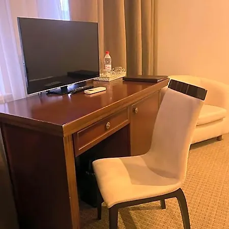 Alarus Luxe & Restaurant מלון אודסה
